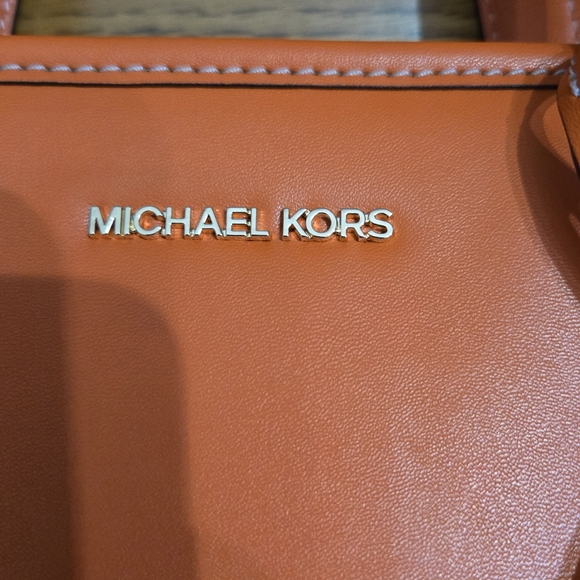 Michael Kors Vibrant Orange and Tan Crossbody Bag - Picture 3 of 8